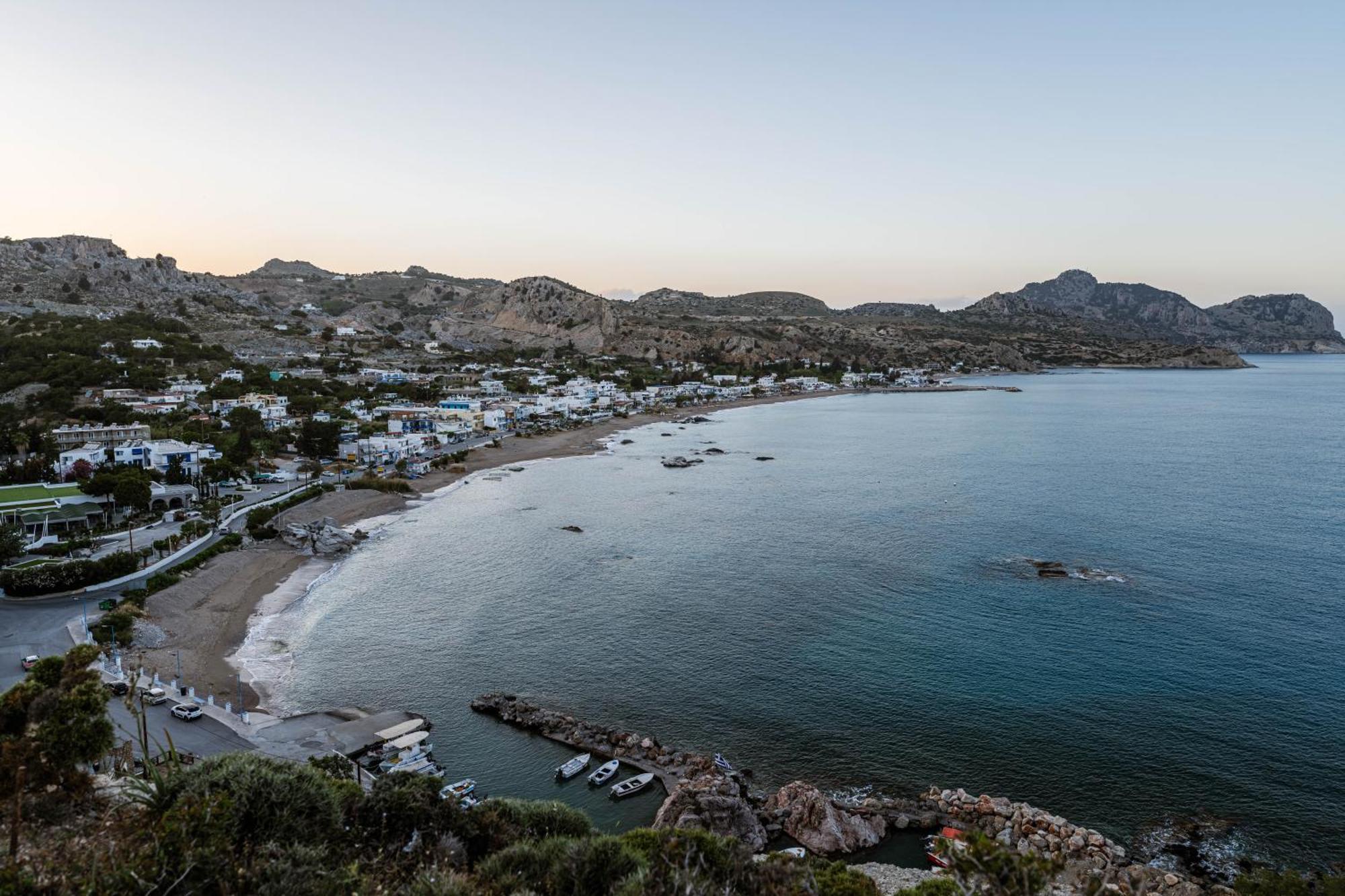 Villa Aegean Sunrise View à Archangelos  Extérieur photo